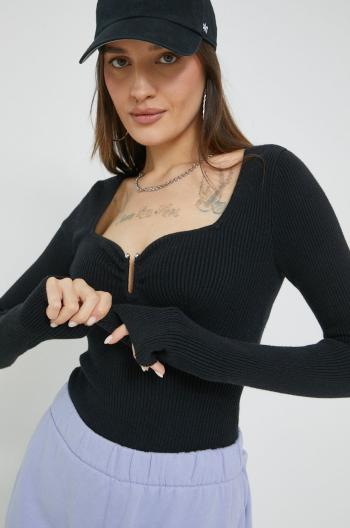 Body Abercrombie & Fitch černá barva