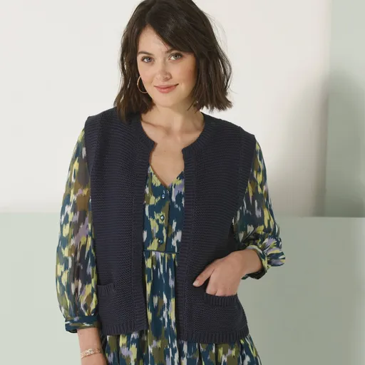 Vestă din țesătură tricotată festonată