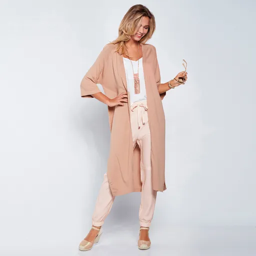 Pantaloni cu talie elastică și capete ale picioarelor