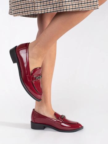 Mocasini burgundy interesanți pentru femei pe un toc lat