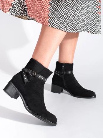 Botine negre la modă pentru femei pe călcâi plat