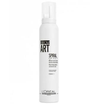 L´Oréal Professionnel Spumăpumă de coafat pentru definirea și forma coafurii pentru păr creț Tecni.Art Spiral Queen (Nourishing Mousse Contoured Curls