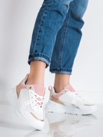 Frumoși adidași albi pentru doamne fără toc