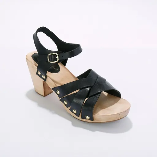 Sandale din piele cu nituri și toc din lemn