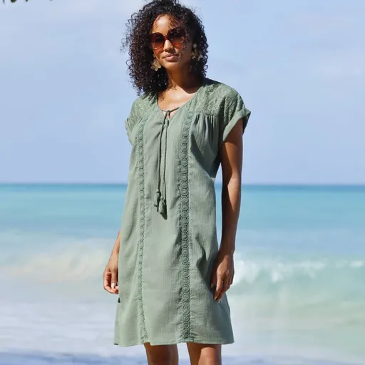 Rochie crepon cu dantelă și macramé