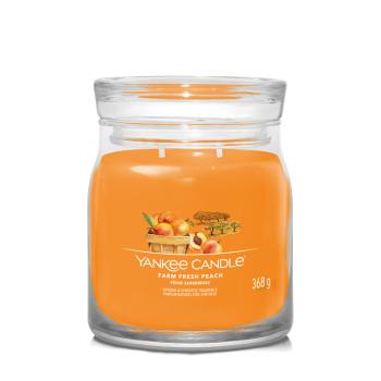 Yankee Candle Lumânare aromatica Signature sticla medie Farm Fresh Peach 368 g