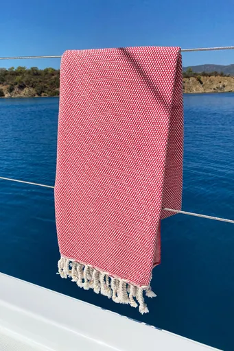 Prosop de plaja, L'essentiel Maison, Likya, Rosu