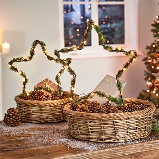 2 Decoratiuni cu LED Stea