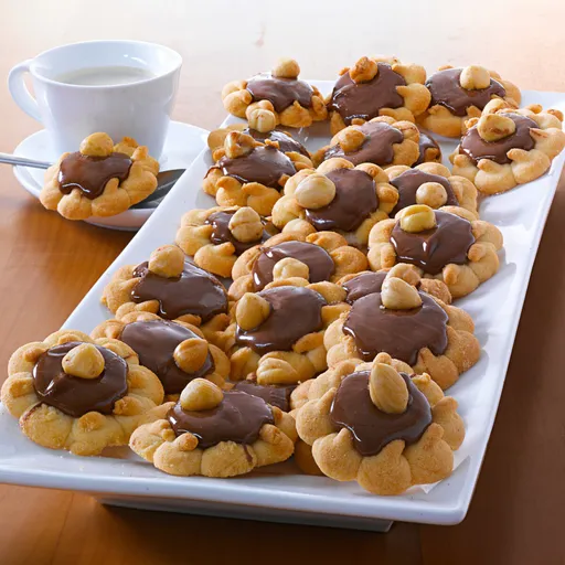 Tarte cu nucă și turtă dulce