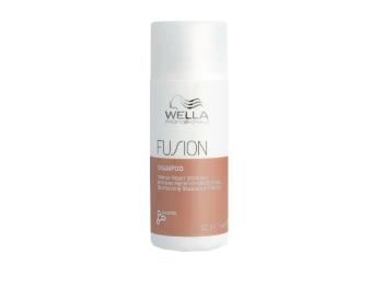 Wella Professionals Șampon intensiv regenerant pentru părul deteriorat Fusion (Intense Repair Shampoo) 50 ml