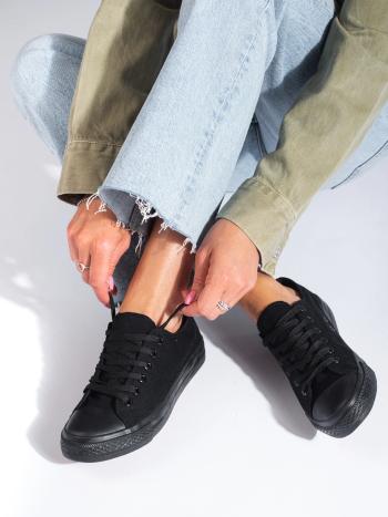 Adidași negri eleganți pentru femei fără toc