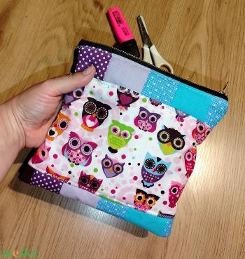 Baglyos patchwork tolltartó