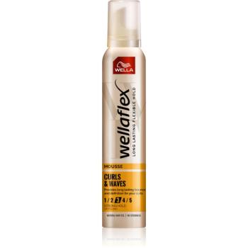 Wella Wellaflex Curl spuma  pentru par ondulat si cret 200 ml