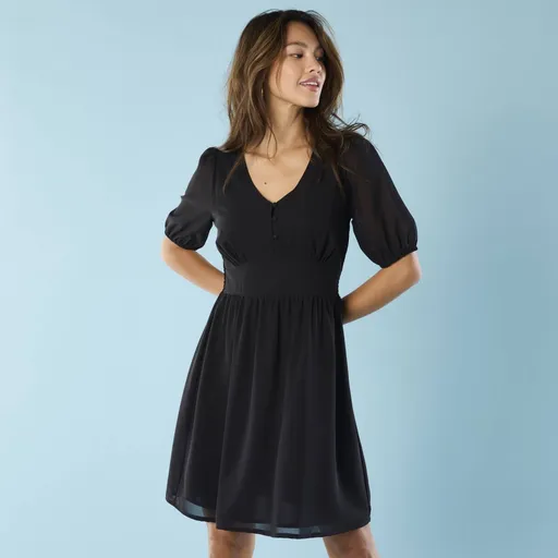 Rochie scurtă din voal de culoare solidă pentru siluete mici