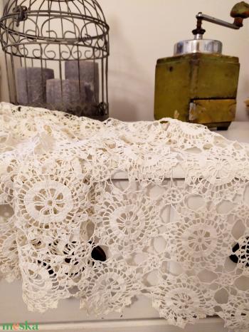 Antik terítő 70cm.  AKCIÓ személyes átvétel esetén ajándék