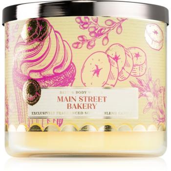 Bath & Body Works Main Street Bakery lumânare parfumată 411 g