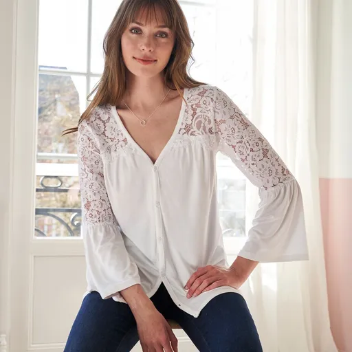 Tricou cu nasturi și mâneci 3/4