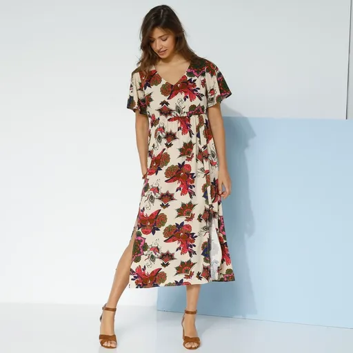 Rochie lungă cu imprimeu și mâneci de fluture