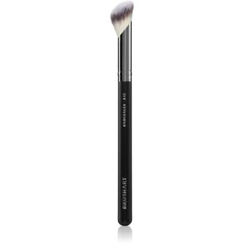 BrushArt Professional B12 Angled concealer brush pensula pentru corector B12 1 buc