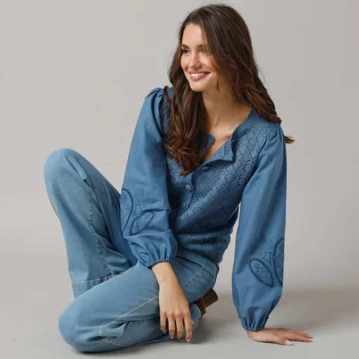 Pulover confecționat din 2 materiale