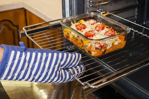 Vas de gatit cu capac