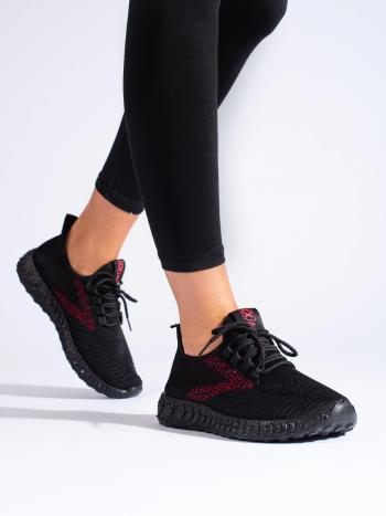 Adidași negri la modă pentru femei fără toc