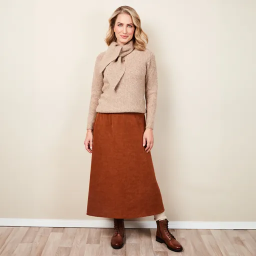 Pulover tricotat cu eșarfă