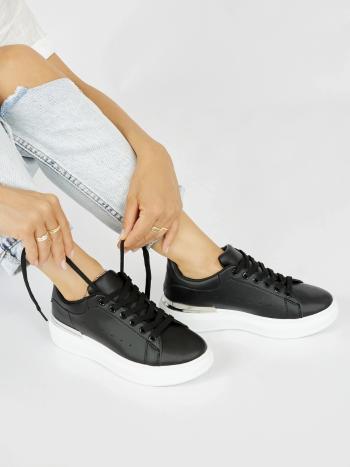 Adidași clasici cu platformă pentru femei