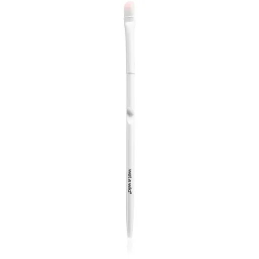 Wet n Wild Essential Small Concealer Brush pensula pentru corector mic 1 buc