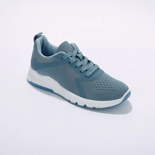 Adidași ușori din material respirabil