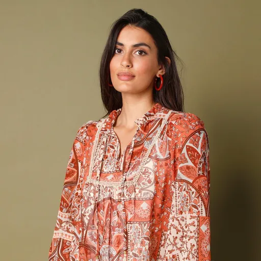 Tunică imprimată cu macrameu