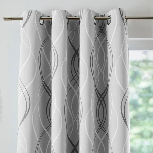 Perdea opacă cu imprimeu ondulat de la Colombine