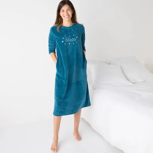 Cămașă de noapte din fleece cu broderie cu stele