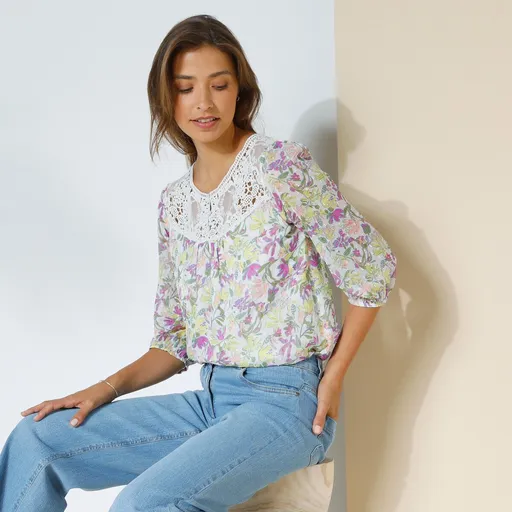 Bluză cu macramé, voal brodat cu imprimeu floral