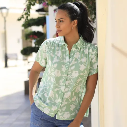 Cămașă cu mâneci scurte, franjuri și imprimeu bicolor