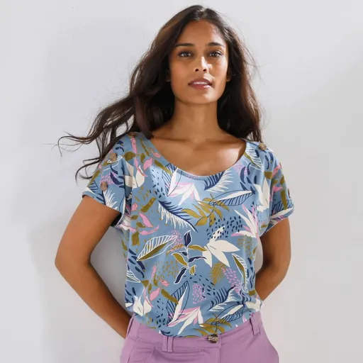 Tricou imprimat cu nasturi pe umeri