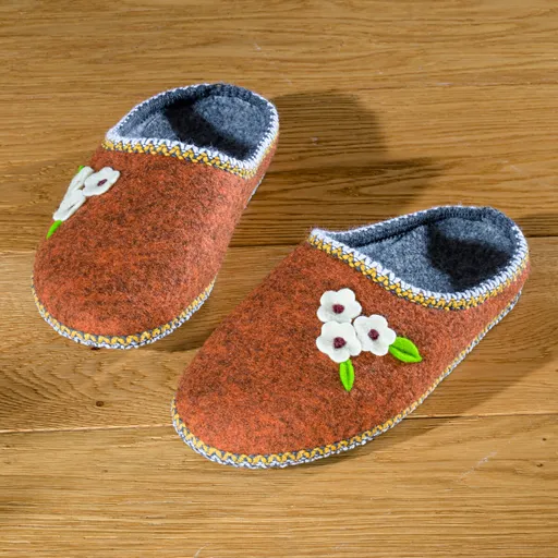 Papuci de casă Heidi