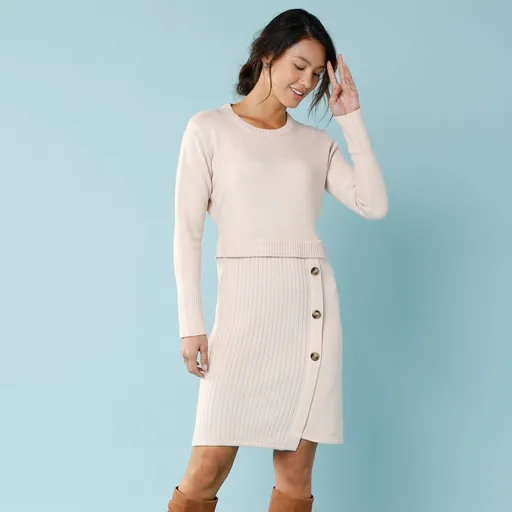 Rochie tricotată cu efect de teacă, pentru o siluetă mai subțire