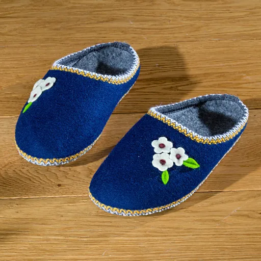 Papuci de casă Heidi