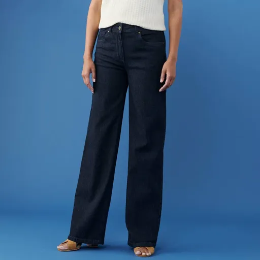 Blugi elastici, dacă ai peste 165 cm, lungimea interioară a piciorului 79 cm