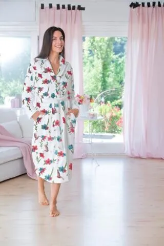 Halat din fleece moale cu model floral