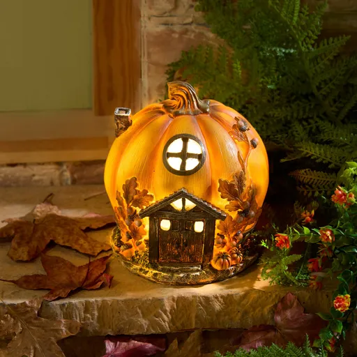 Casă de dovleac luminată