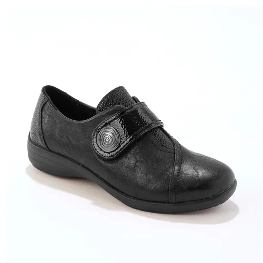 Pantofi cu închidere velcro