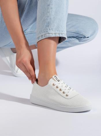 Adidași interesanți pentru femei