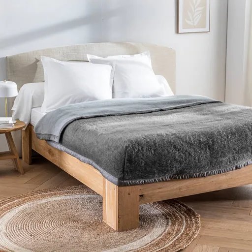 Pătură semi-elastică în două culori Courtelle 420g/m2