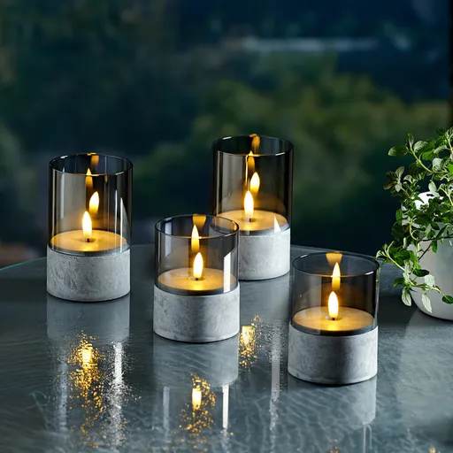 2 lumânări în aspect de beton