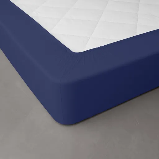 Cearșaf cu elastic într-o singură culoare, adâncime colț 26 cm