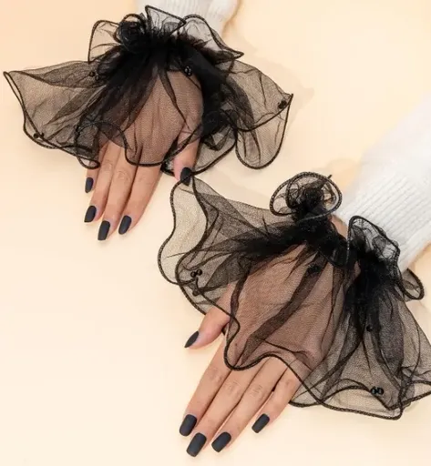 Manseta Decor Poze- Negru cu Perle Negre