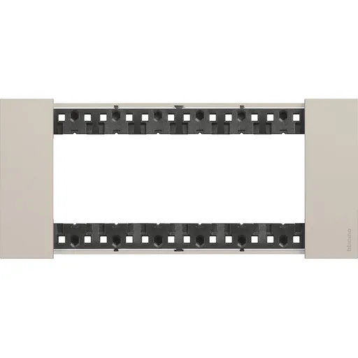 Rama ornament 6 module Bticino Living Now KA4806KM, nisip