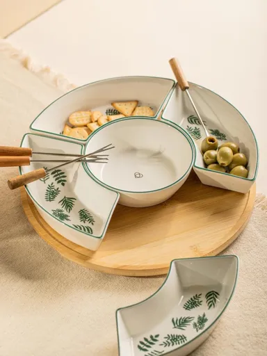 Platou servire cu tava rotativa Fincan, Homla, 30 cm, portelan/bambus, multicolor